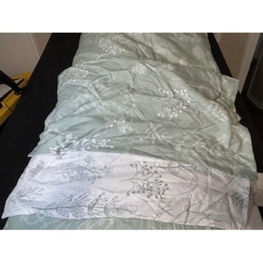 Queen Bedding Set Sage Green Botanical Floral Print Pillow Sham Cozy Home Decor